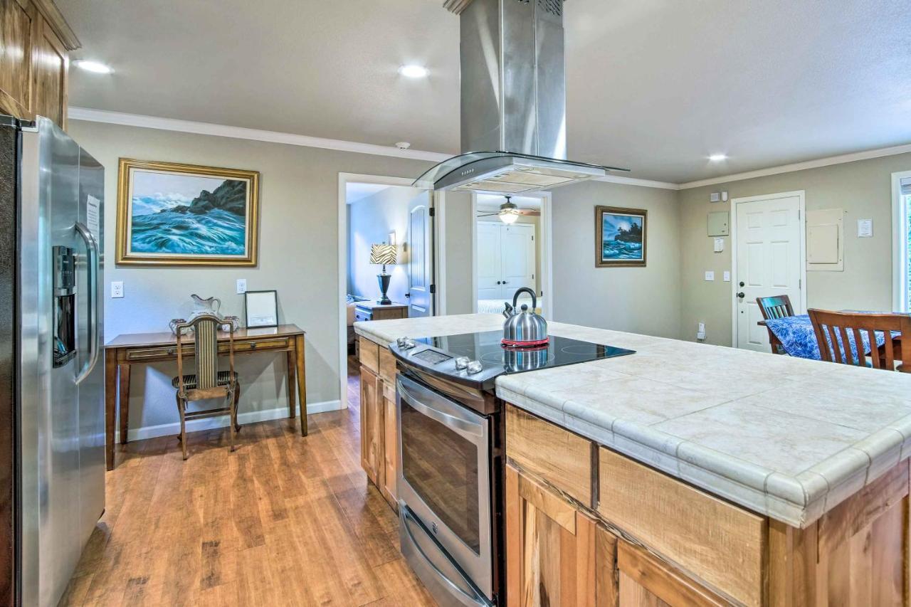 Coos Bay Retreat Less Than 2 Mi To Marina And Casino! Εξωτερικό φωτογραφία