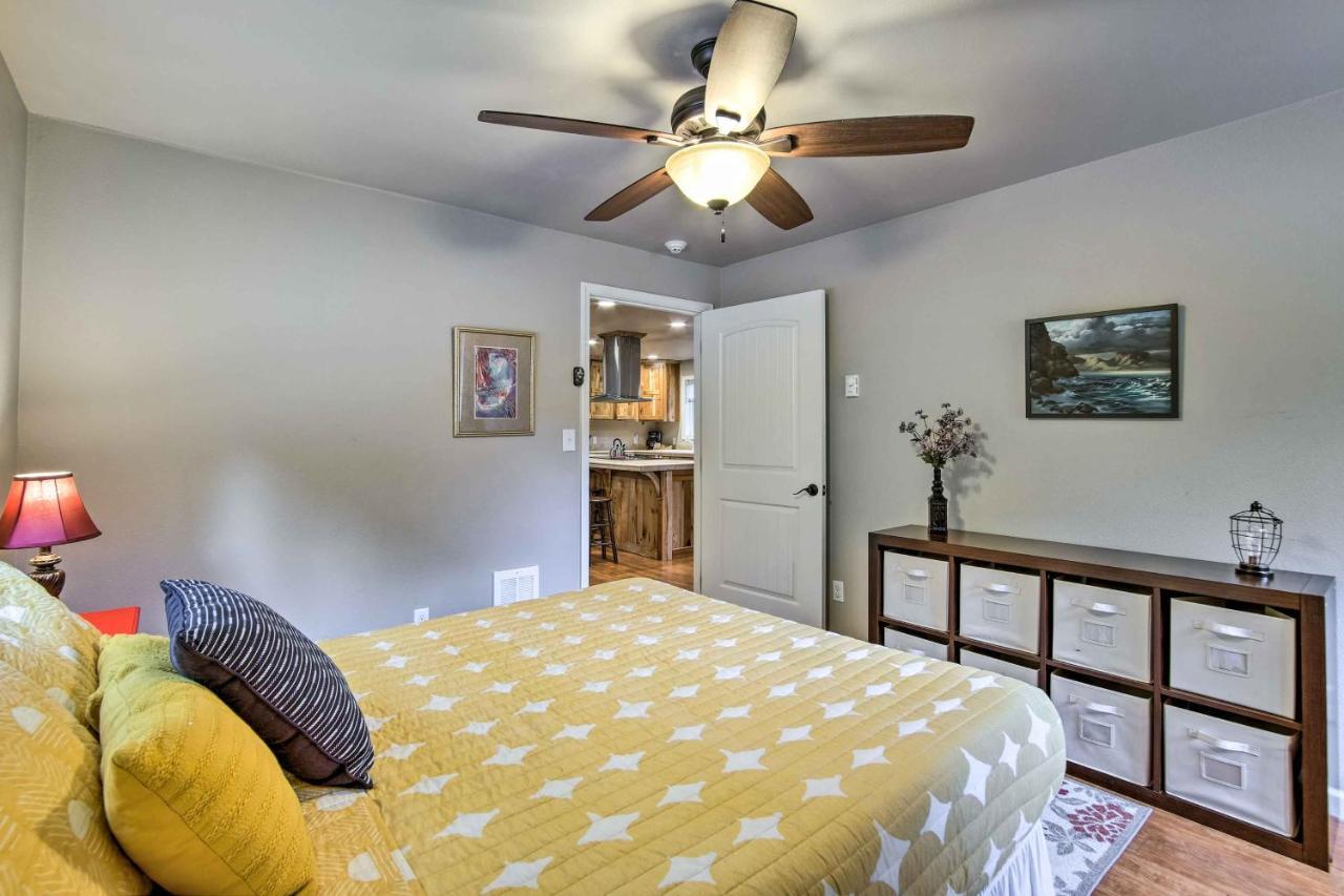 Coos Bay Retreat Less Than 2 Mi To Marina And Casino! Εξωτερικό φωτογραφία